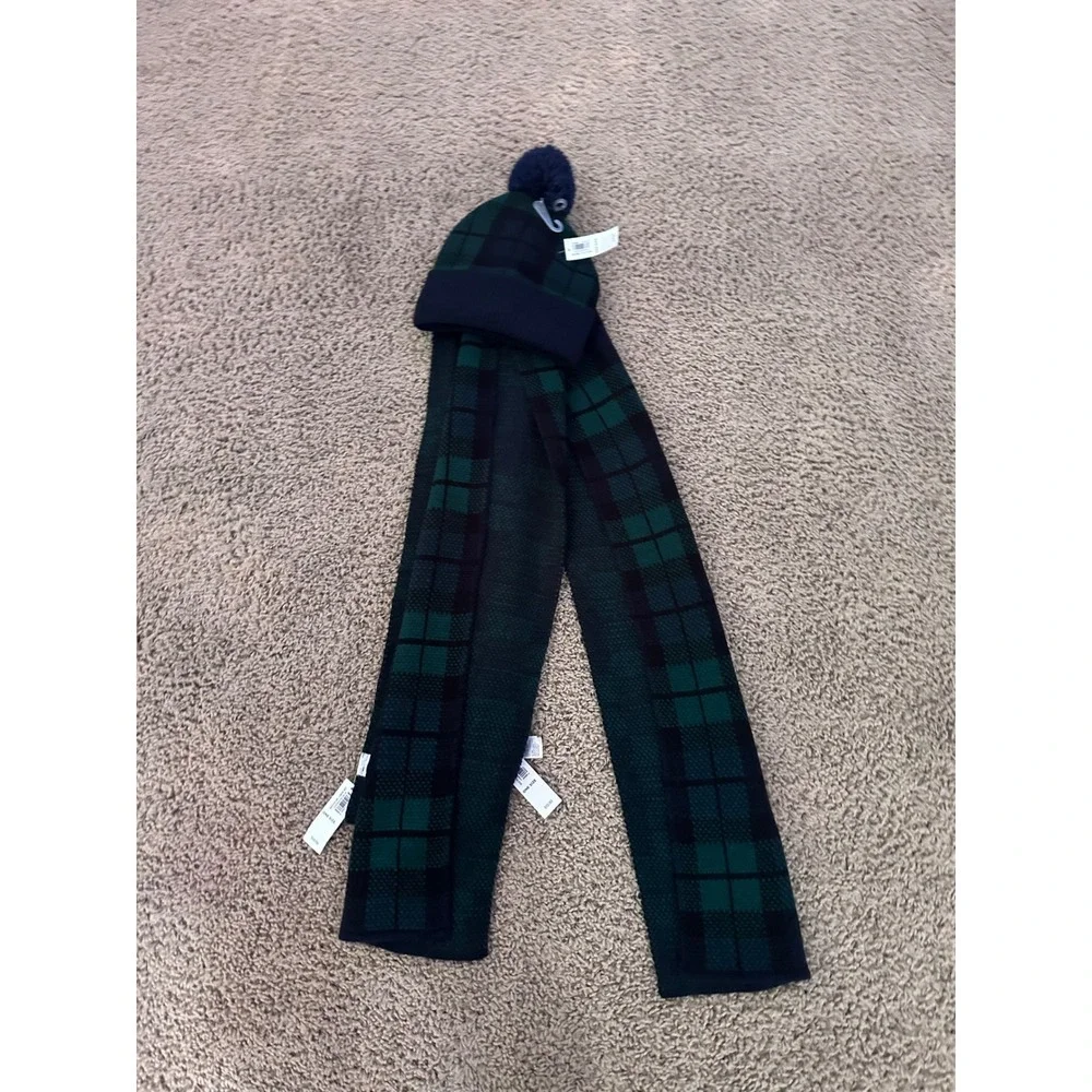 New‎ Old Navy Plaid Hat and Scarf Set Green Blue One Size NWT winter